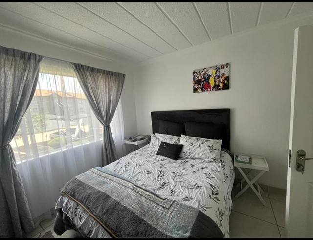 2 BEDROOM APARTMENT FOR SALE IN LINMEYER